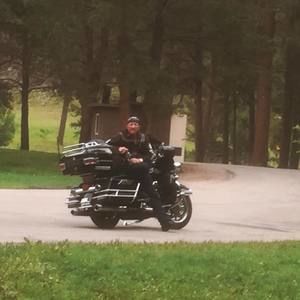 Meet your Posher, Larry